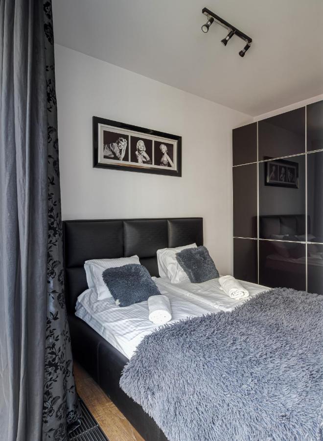Marilyn Monroe-Baltiq Plaza Gdynia Appartement Buitenkant foto